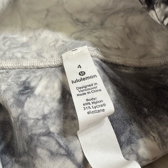Lululemon Wunder Under 25” Marble Leggings - Picture 5 of 5